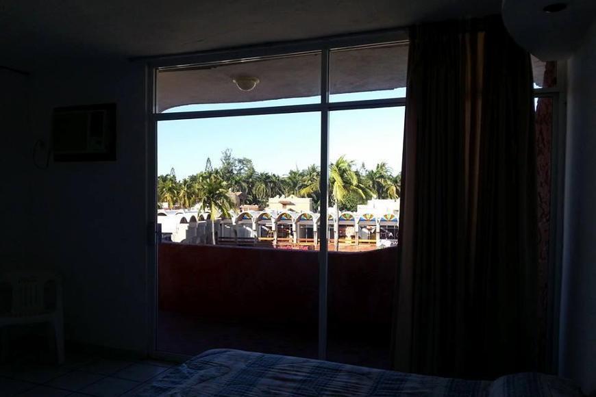 Capital O Zona Dorada Inn, Mazatlan Bagian luar foto