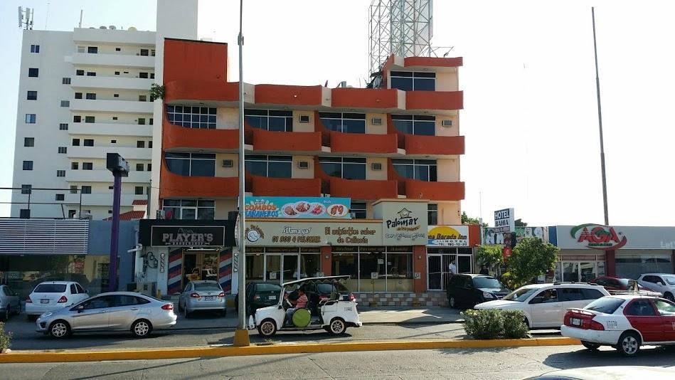 Capital O Zona Dorada Inn, Mazatlan Bagian luar foto